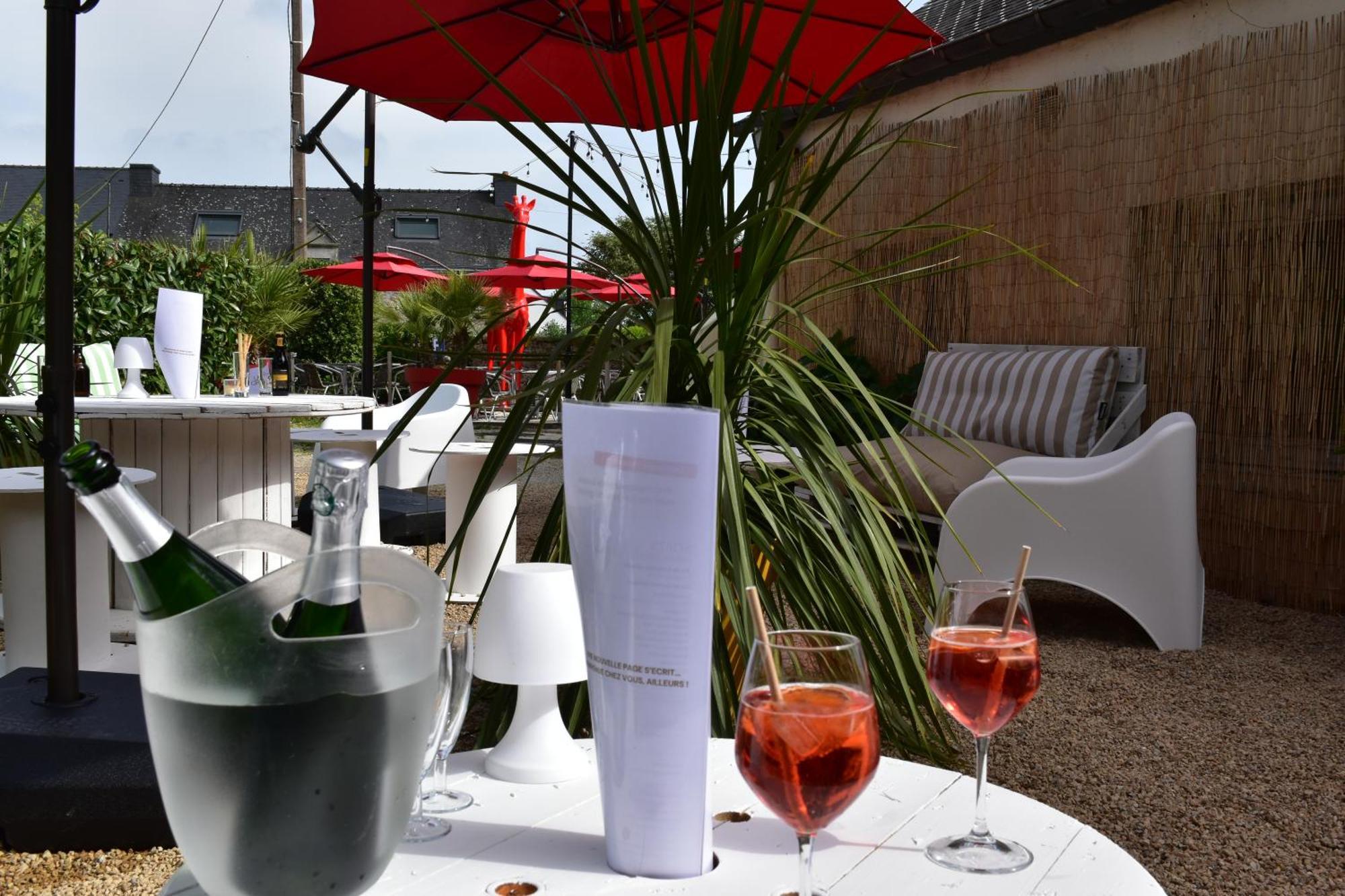 Logis Hotel Vannes Nord Le Clos Des Hortensias Locqueltas Exterior photo